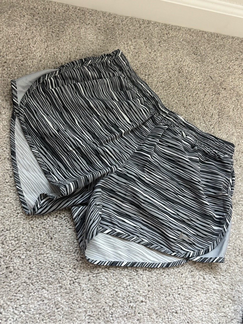 Women's Nike Dri-Fit Shorts Size Small